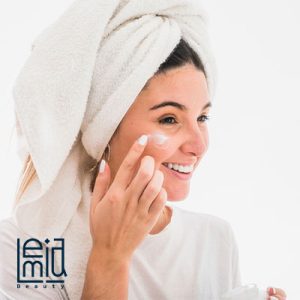 کرم-آبرسان-نوترا-کرم-پارس-پوست-حساس-صورت-و-بدن-لمیاشاپ-03